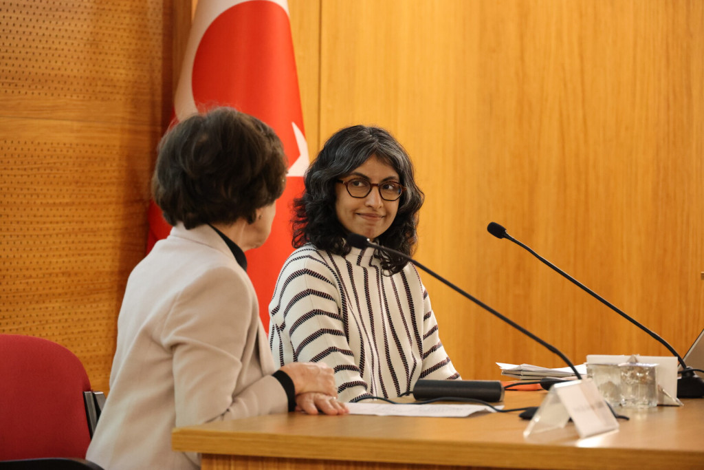 1777980674-1.JPG