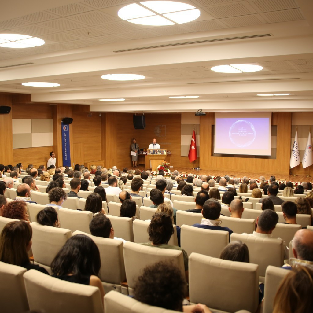 1544773204-Orhan Zaim 4.jpg