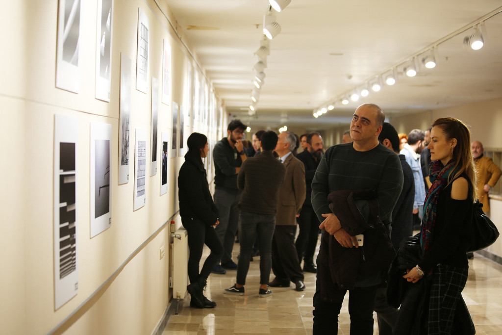 1548314130-04.jpg