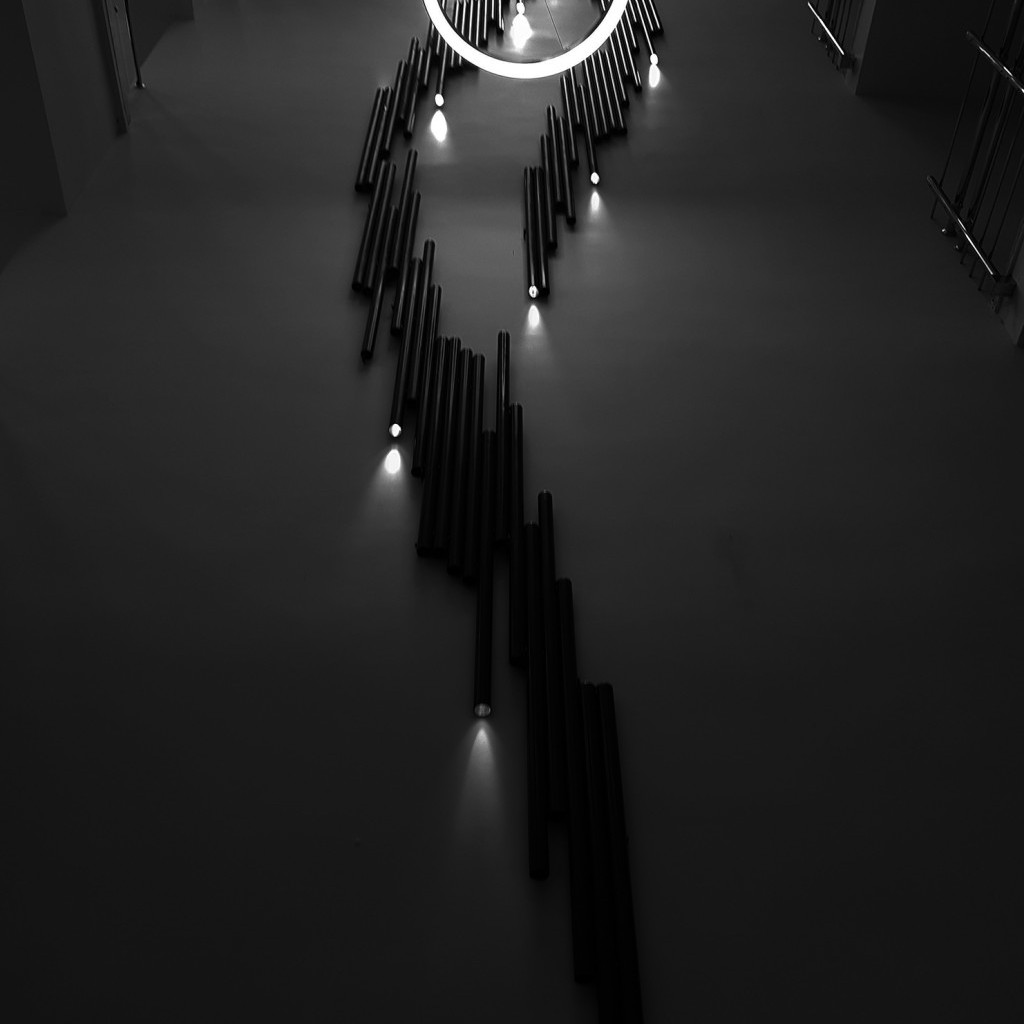 1539687466-04.jpg