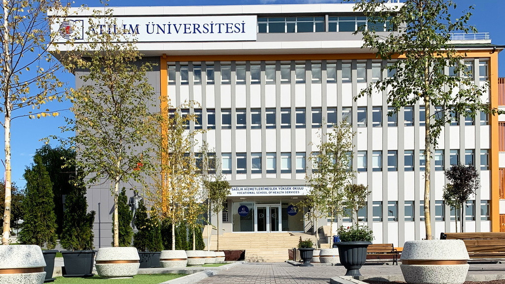 /uploads/news/saglik-hizmetleri-meslek-yuksekokulu-ahlatlibel-kampusu-acildi-1634823960/1634825634-Ahlatlibel_1.jpg