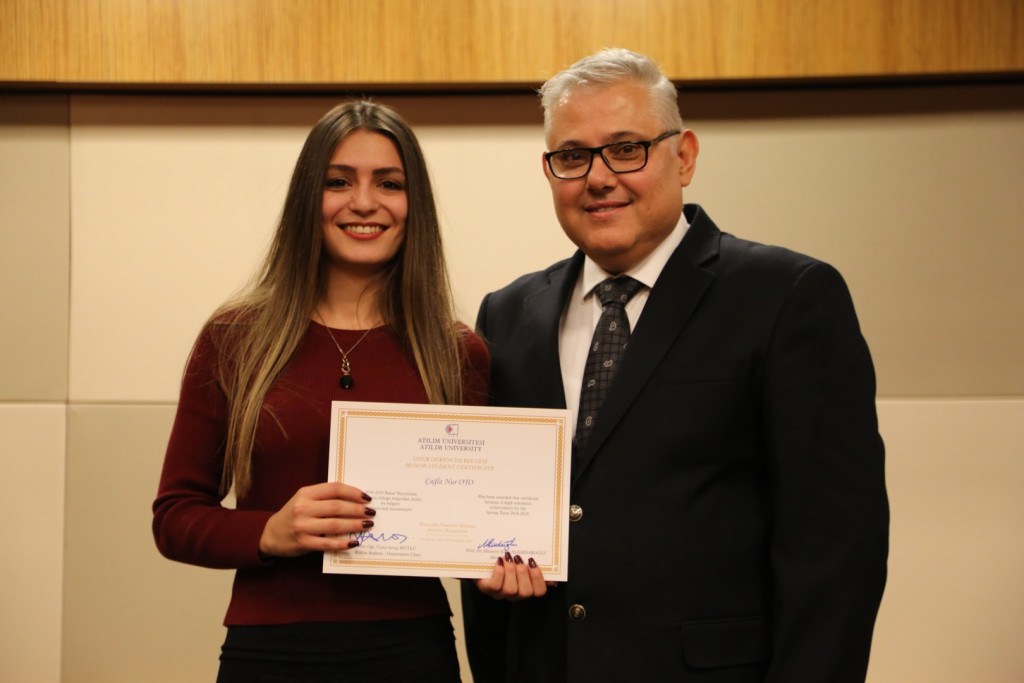 1574258266-ONUR_3.jpg