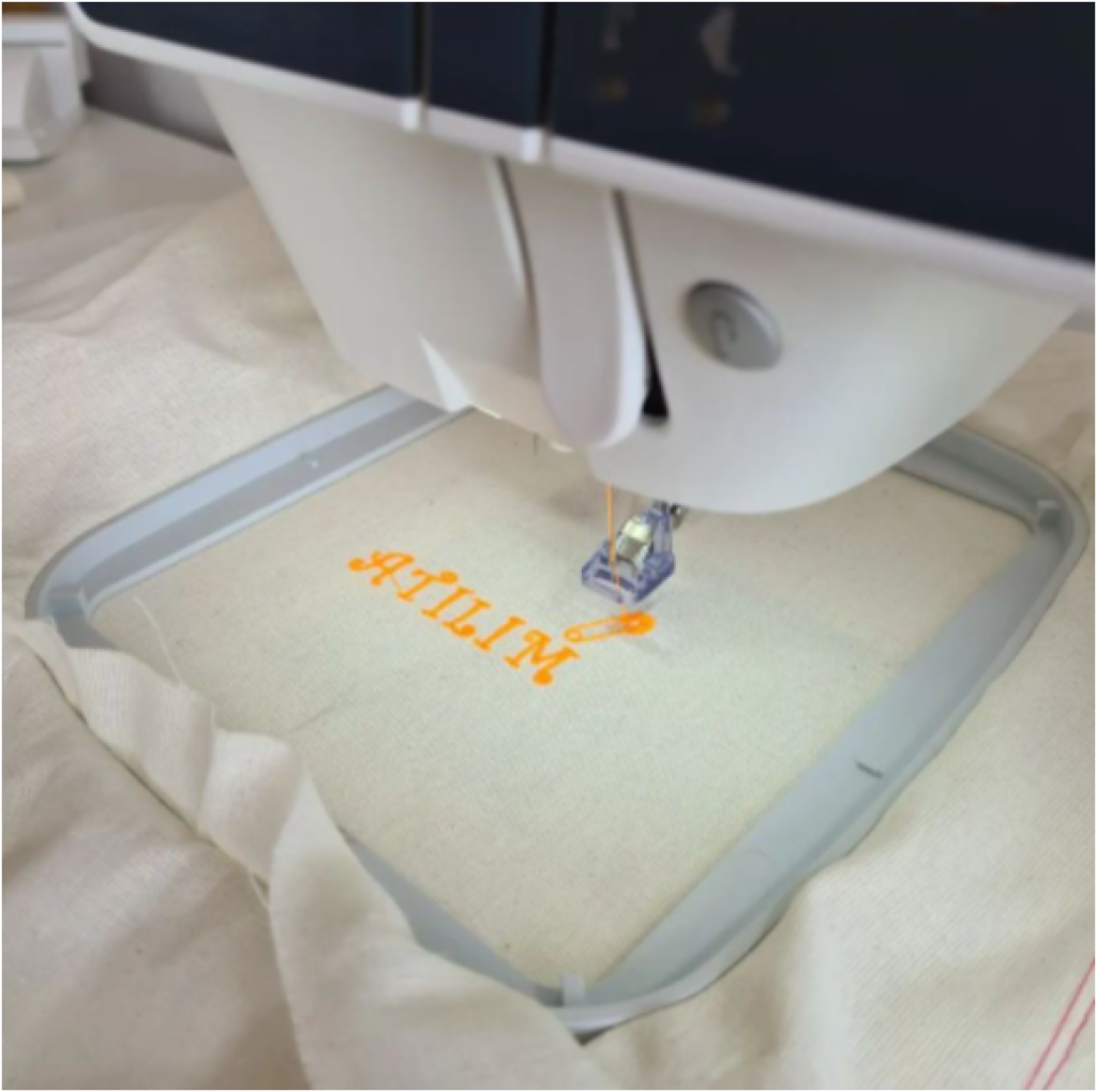 1653634305-singer 1.PNG