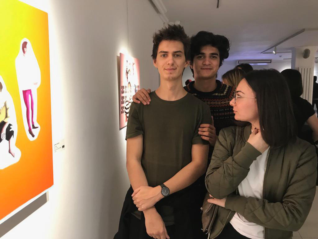 1571397113-04.jpg