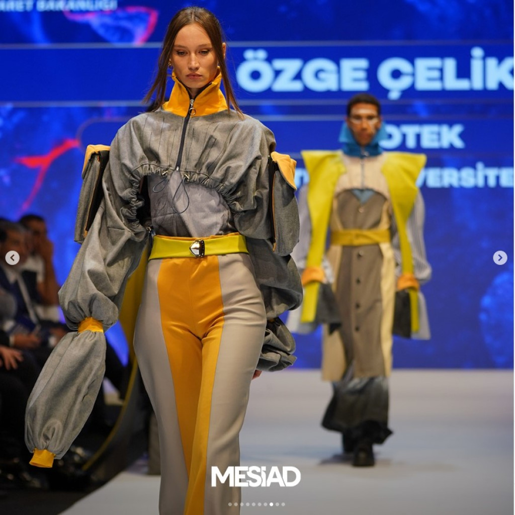 1726755600-mesiad2.jpg