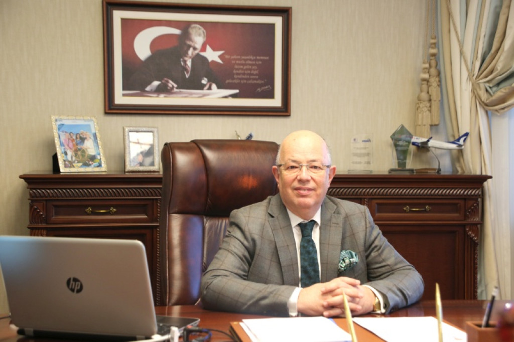 1588607653-Yildirim_Üctug_2_3A7A0670.jpg