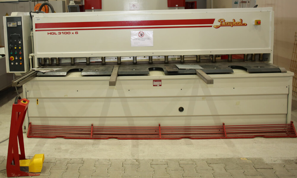 1516035491-baykal_giyotin_1.jpg
