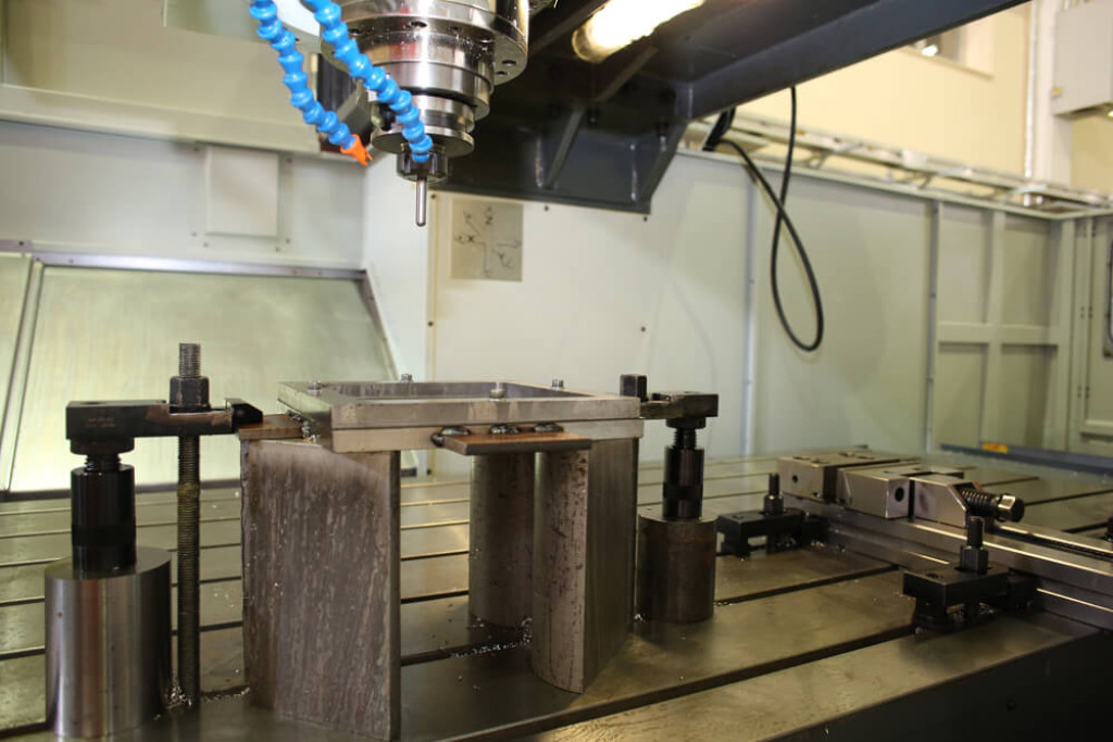 1516087469-vtec_cnc_freze_1.jpg